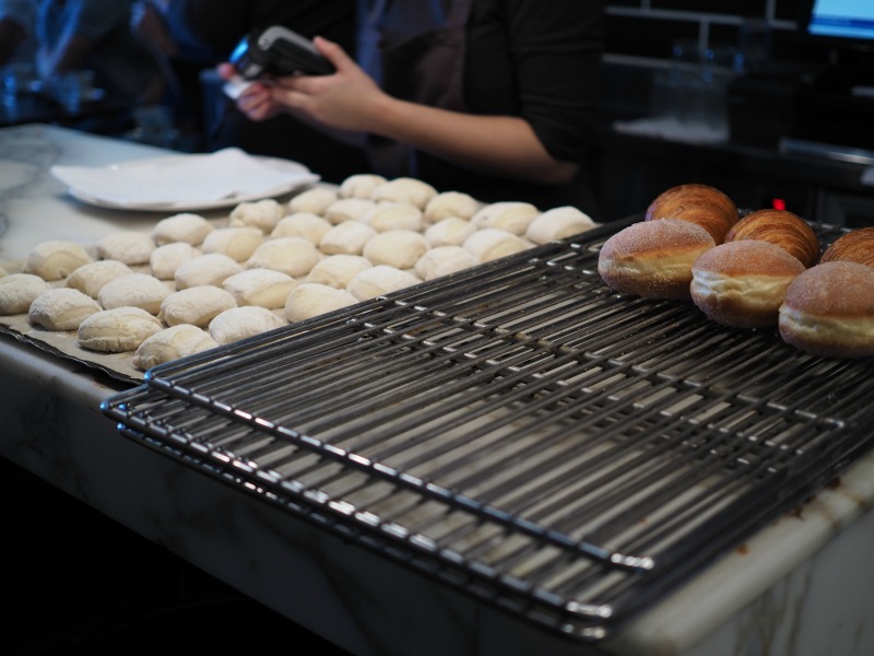fratelli paradiso, tray, bakery, baking