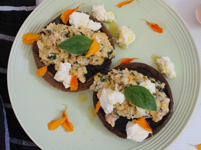 green eggs and mushrooms, green eggs, herb, eggs, basil, mushrooms, breakfast, brunch, healthy