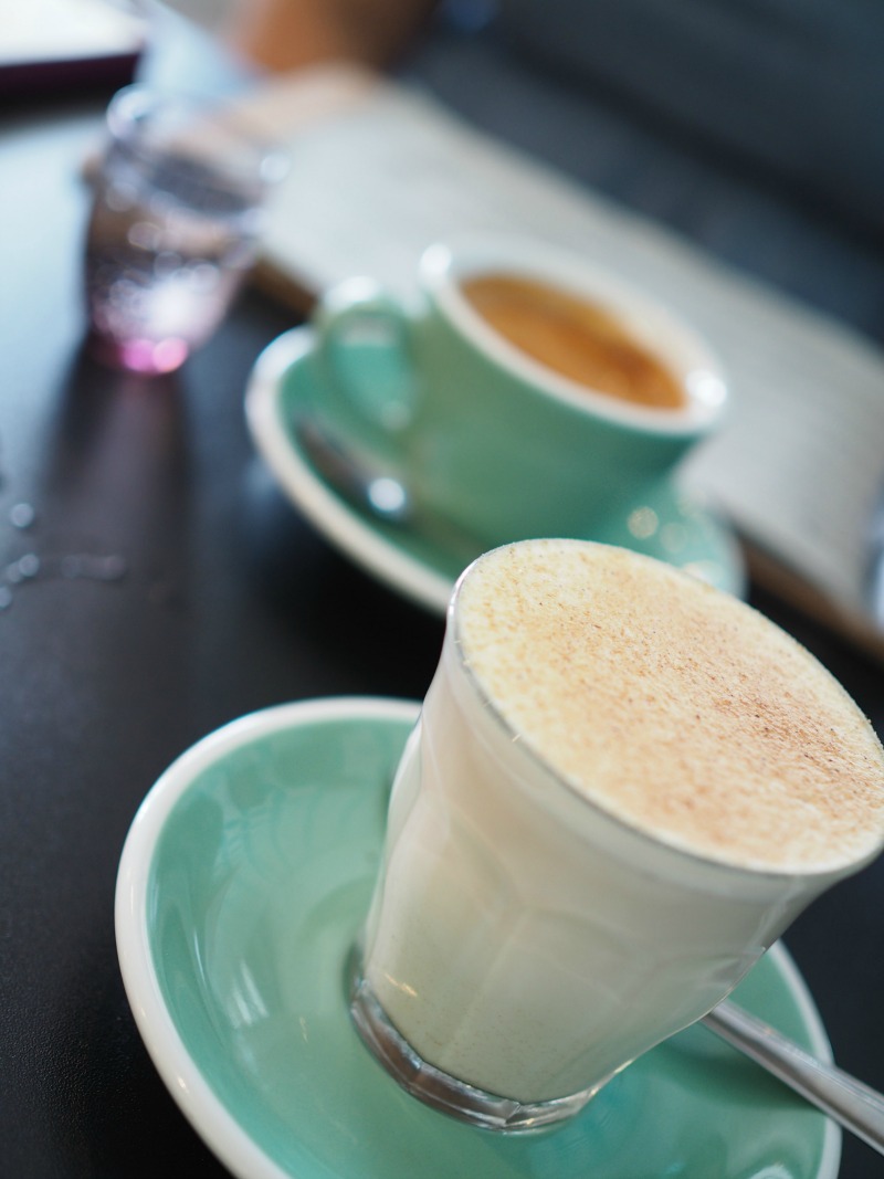 lolo and wren chai latte, lolo and wren, chai latte, cafe