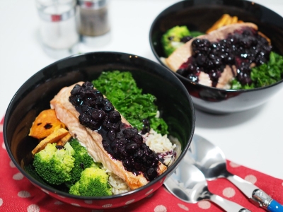 salmon, baked salmon, balsamic, blueberry, balsamic blueberry glaze, fish and vegetables, keep your brain healthy